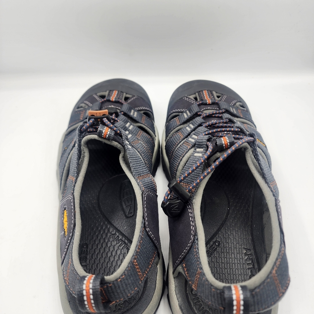 Keen Black and Gray Outdoor Sandals - Picture 9 of 10